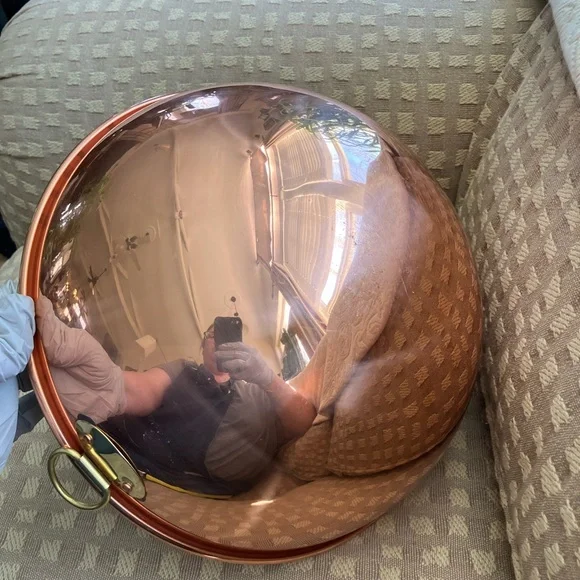 Round bottom Copper Mixing Bowl with brass ring. 11” inches across - Picture 9 of 12